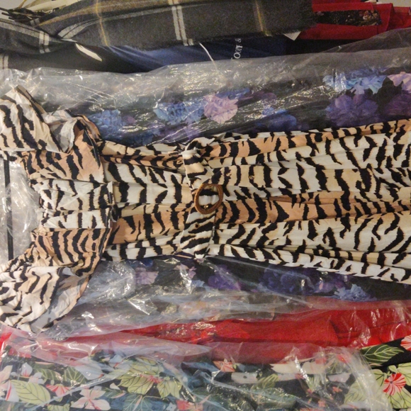 City Chic Maxi Tigress 18 M - Picture 7 of 8